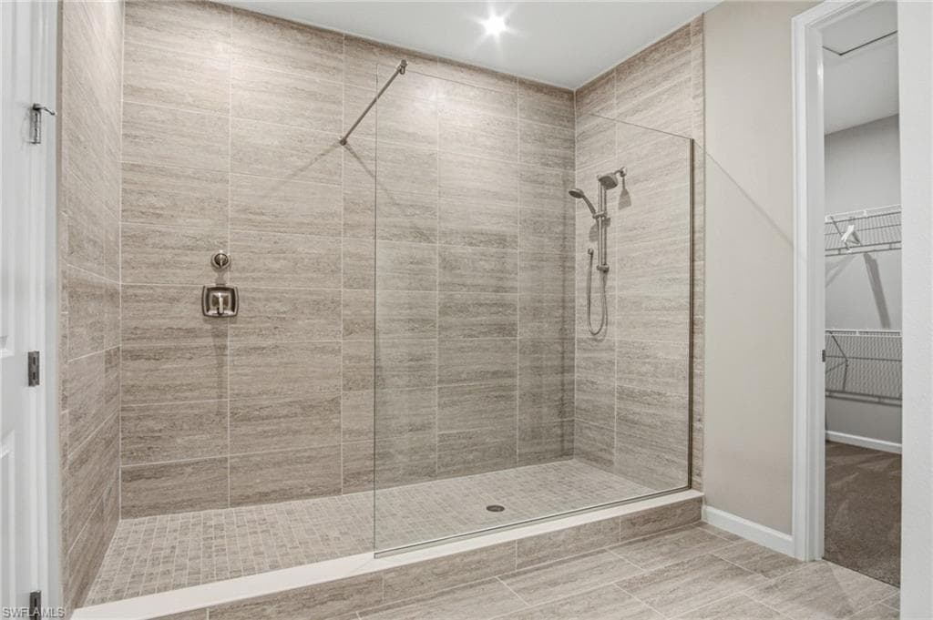 4578 Arboretum CIR 202 photo 22 of 44