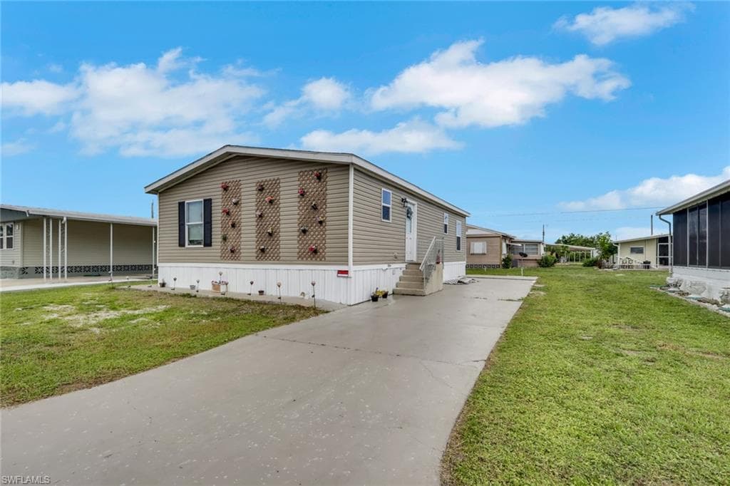 372 Santa Fe TRL photo 1 of 25