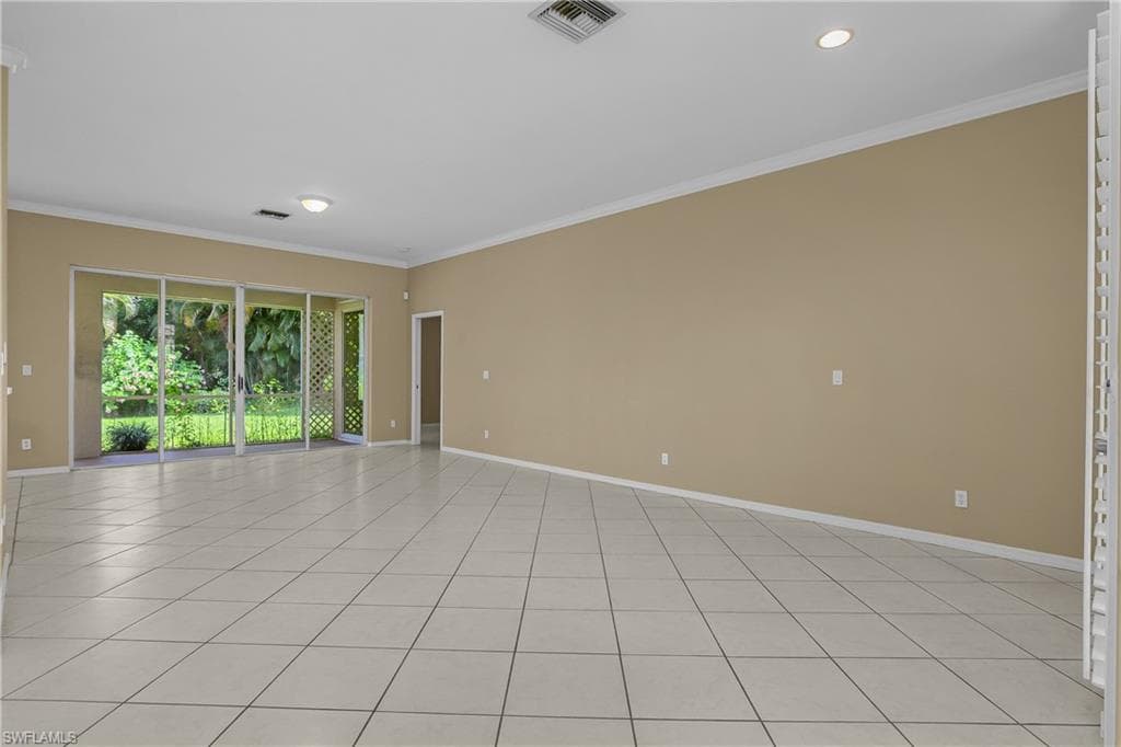 11082 LAKELAND CIR photo 6 of 36