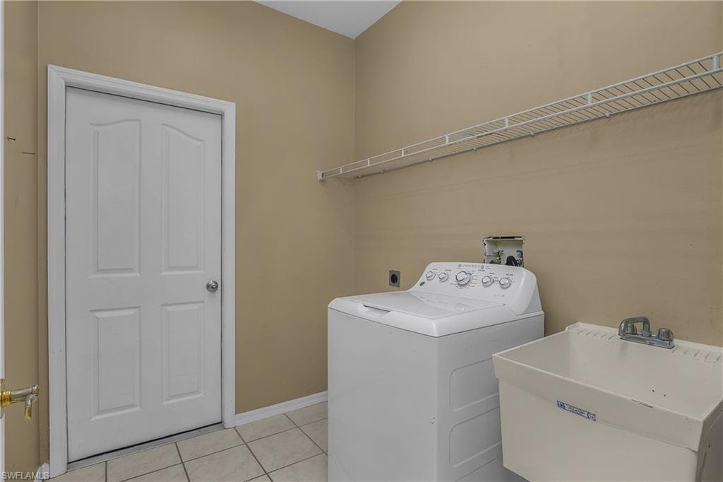 11082 LAKELAND CIR photo 17 of 36