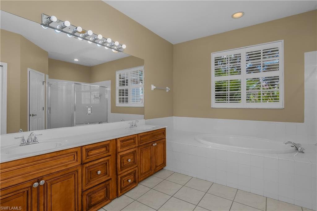 11082 LAKELAND CIR photo 20 of 36