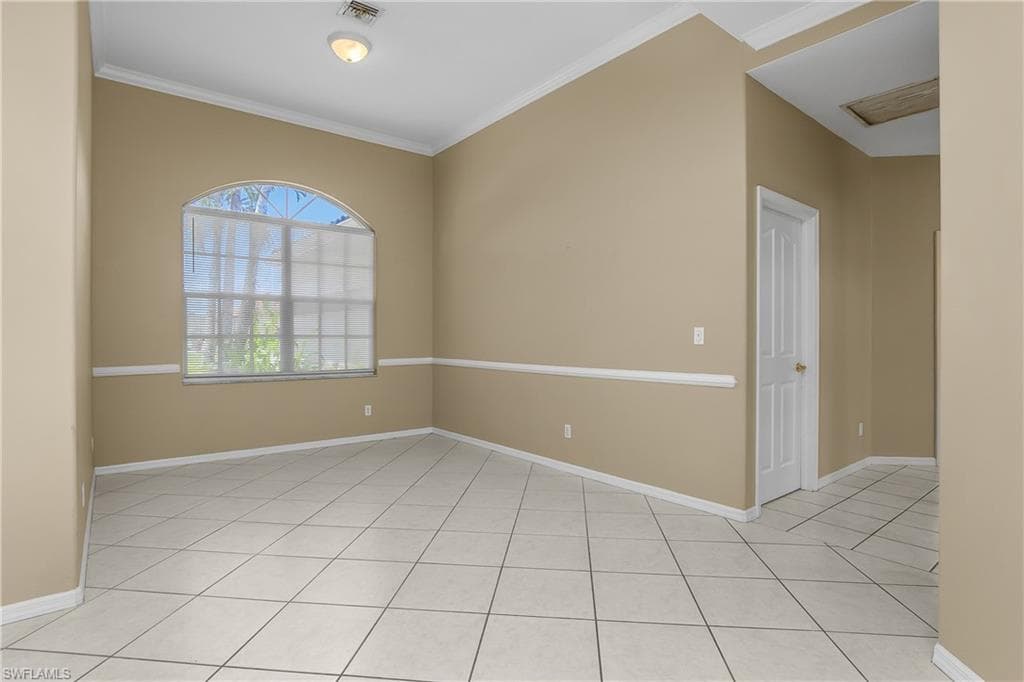 11082 LAKELAND CIR photo 9 of 36