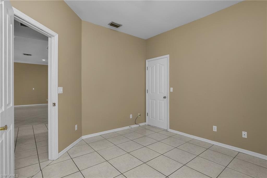 11082 LAKELAND CIR photo 24 of 36