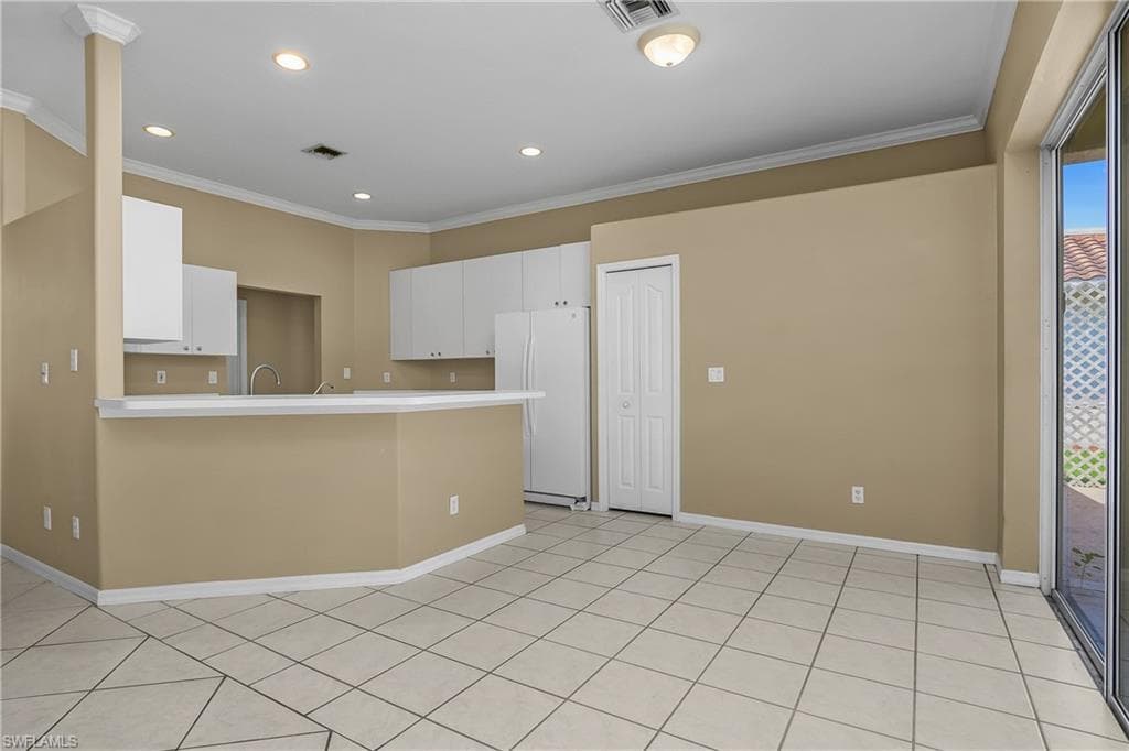11082 LAKELAND CIR photo 10 of 36