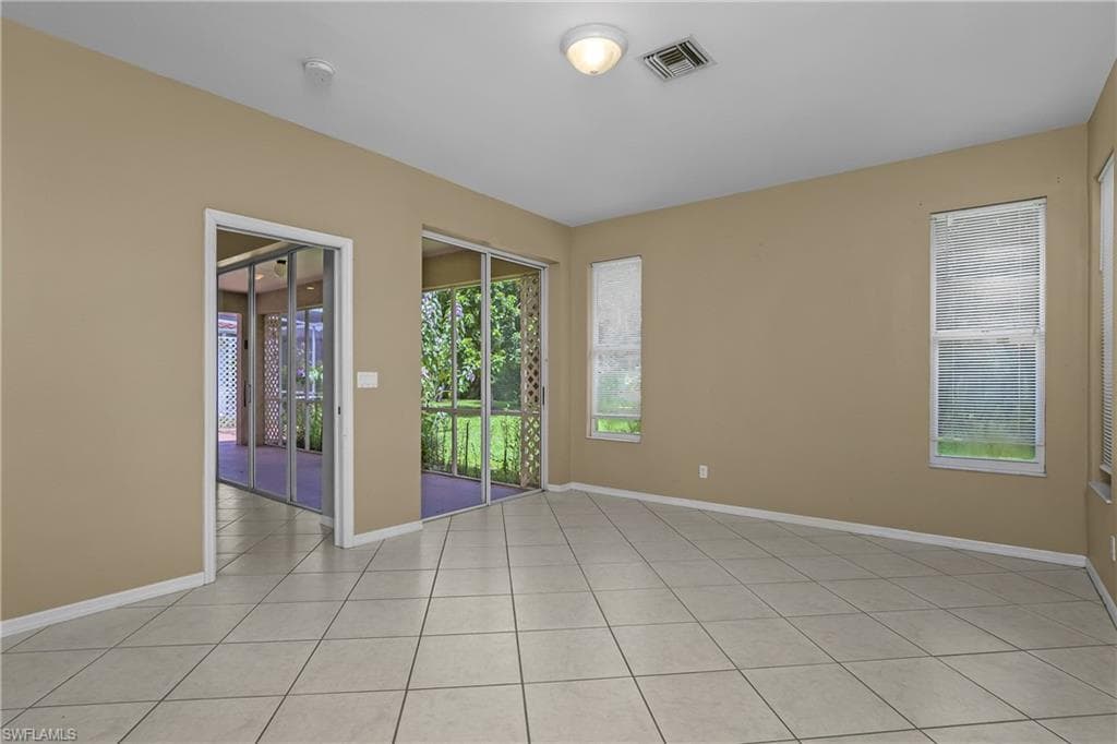 11082 LAKELAND CIR photo 19 of 36