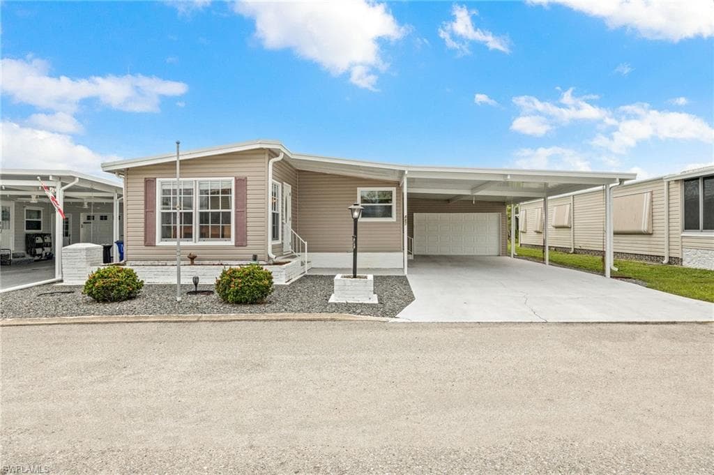 487 Jacklin LN photo 1 of 42
