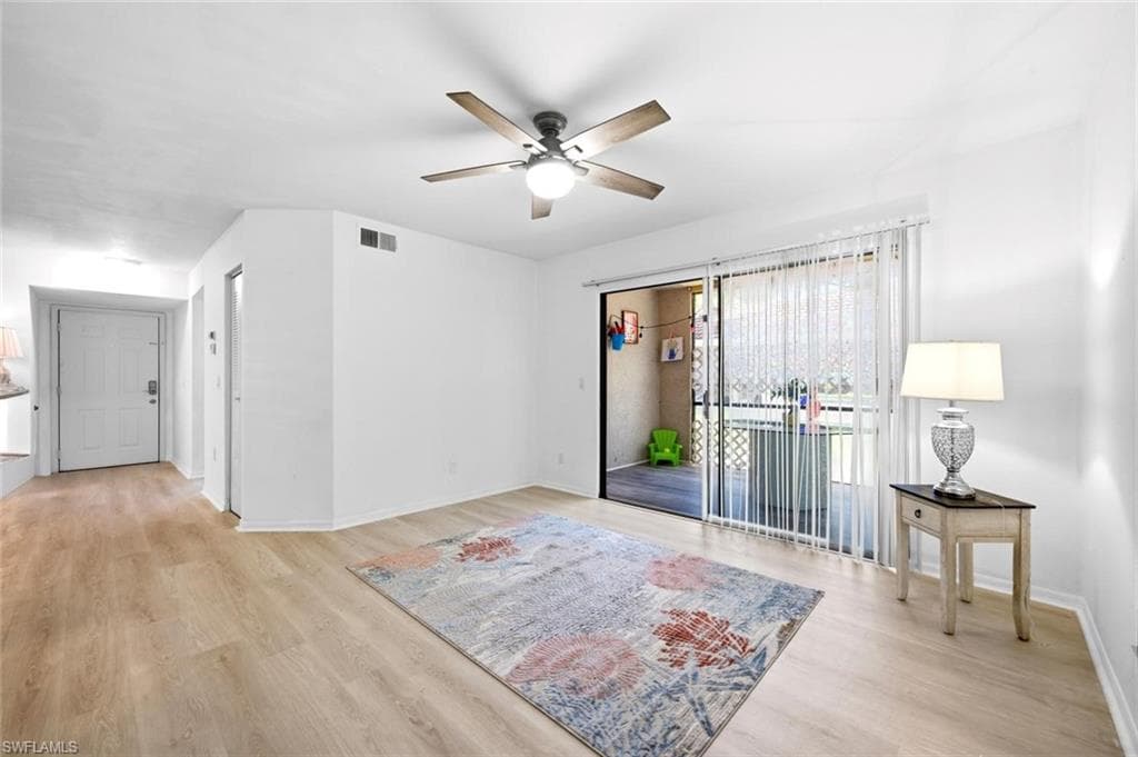 2106 Arbour Walk CIR 2911 photo 3 of 15
