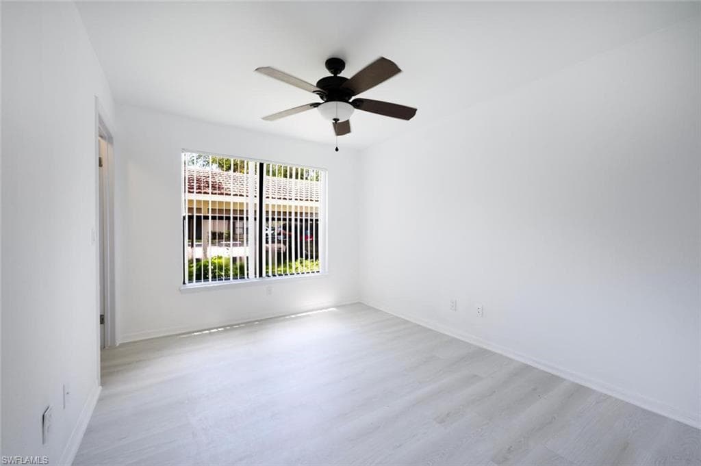 2106 Arbour Walk CIR 2911 photo 5 of 15