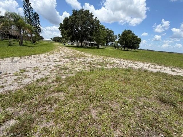 817 Trident CT photo 7 of 7