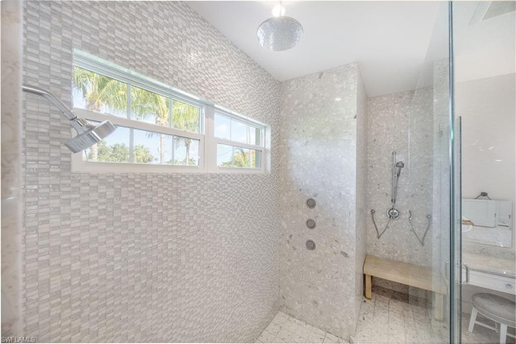 1571 Bonita LN photo 15 of 39