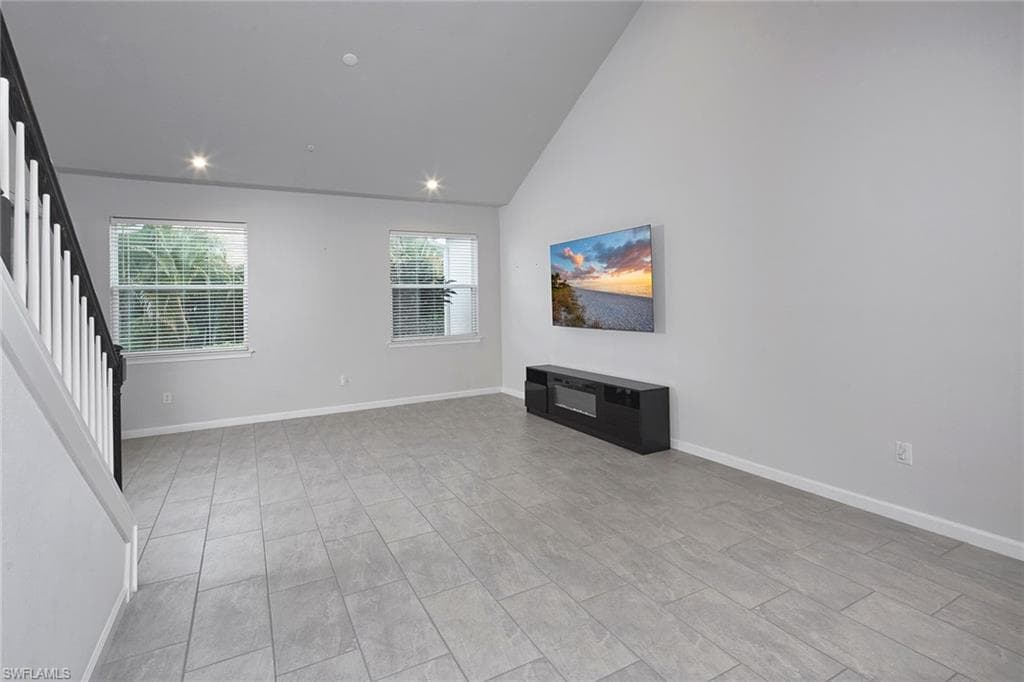 4659 Arboretum CIR 103 photo 2 of 33