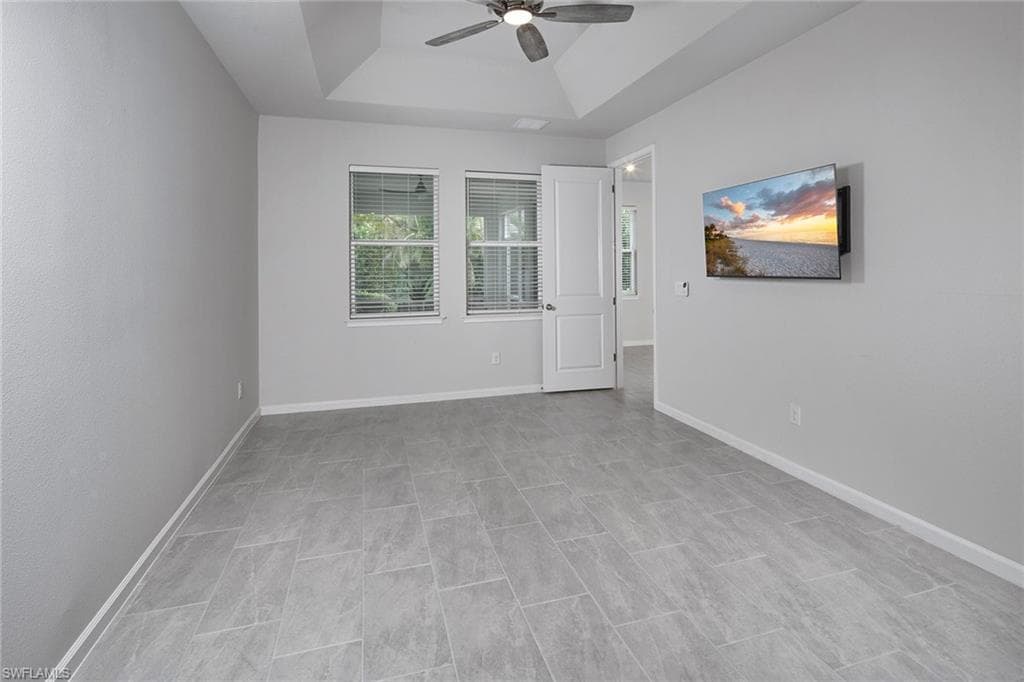 4659 Arboretum CIR 103 photo 12 of 33