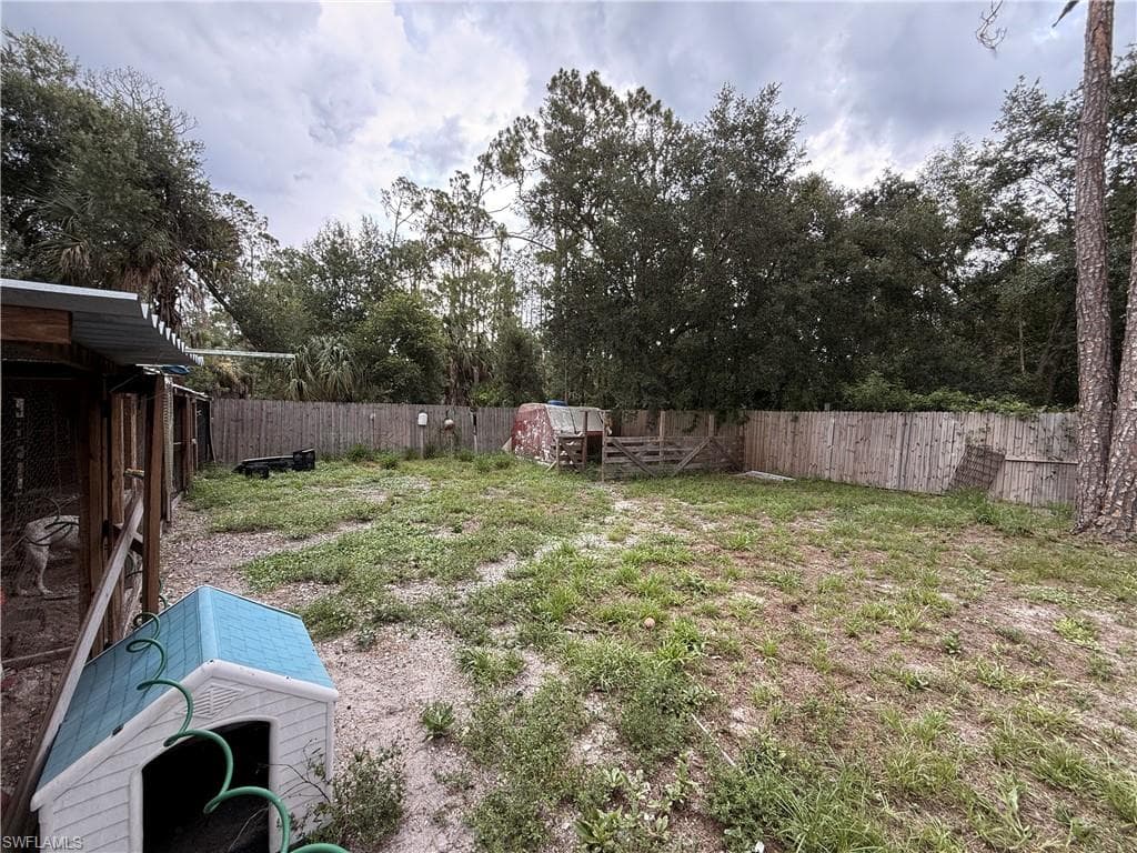 8219 Bartholomew DR photo 21 of 22