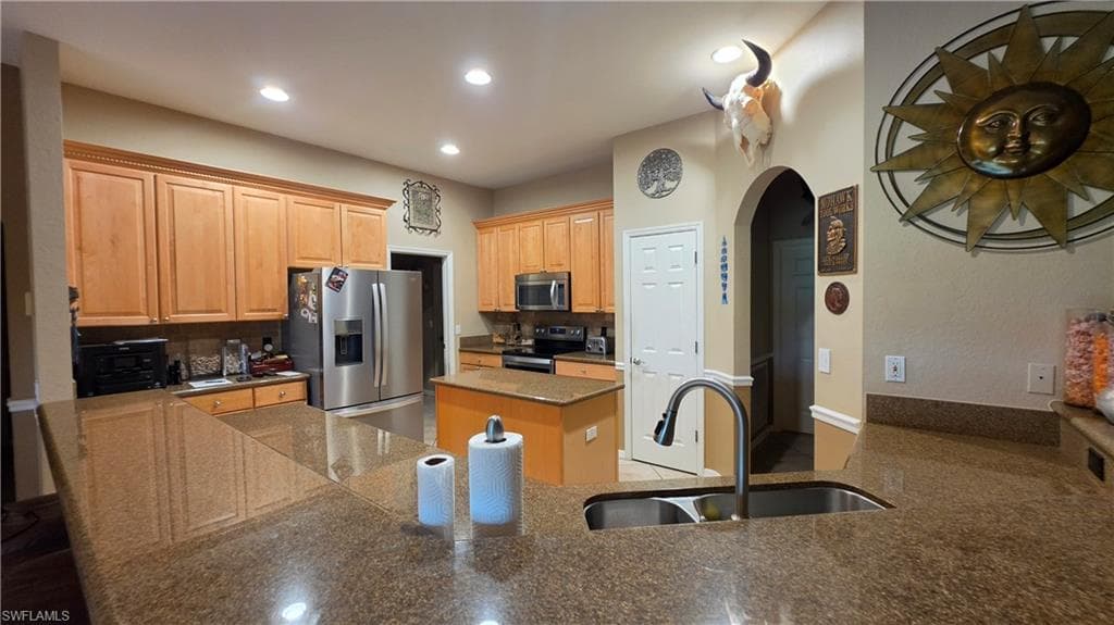 12810 Aston Oaks DR photo 4 of 36