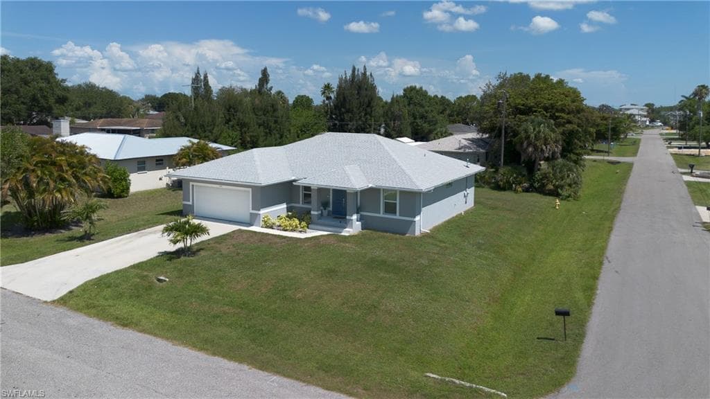 2115 Bahama AVE photo 3 of 32