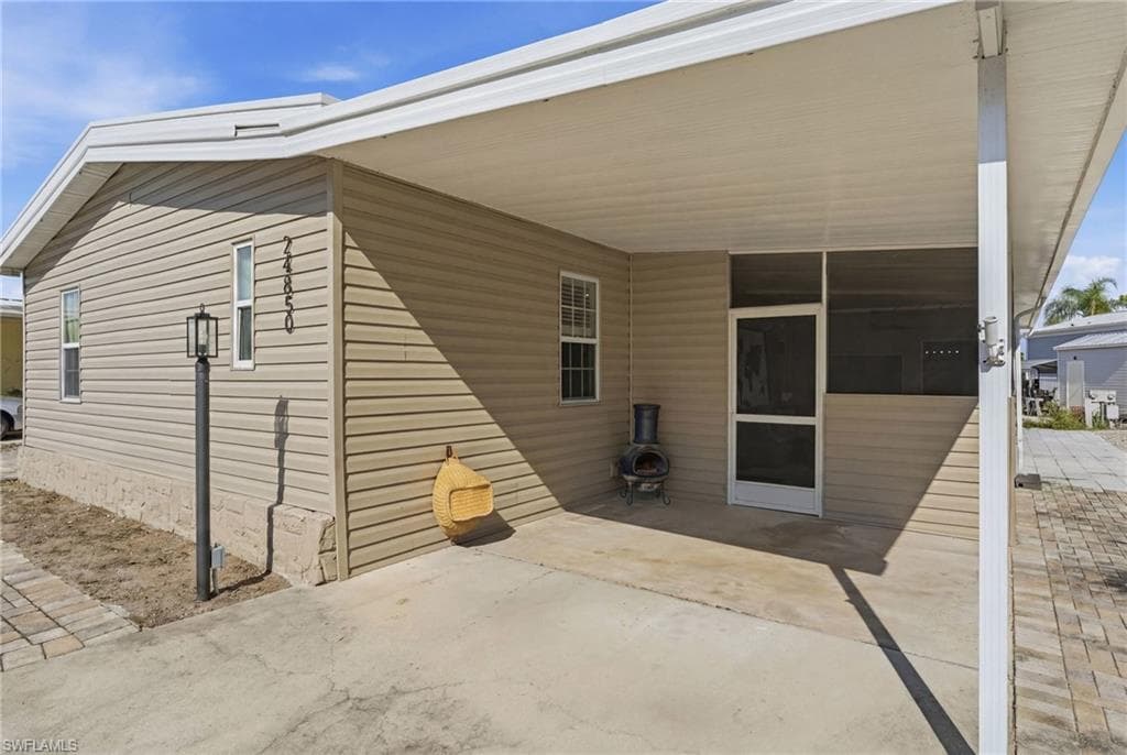24850 Windward BLVD photo 3 of 33