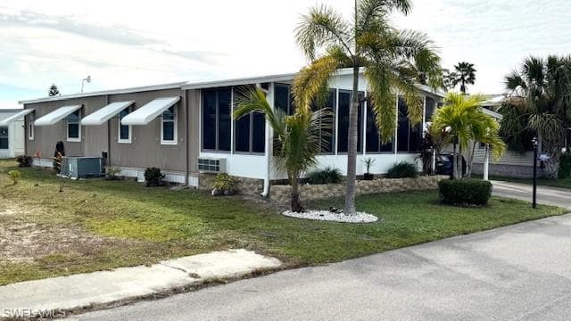 5520 Colonial RD photo 1 of 47
