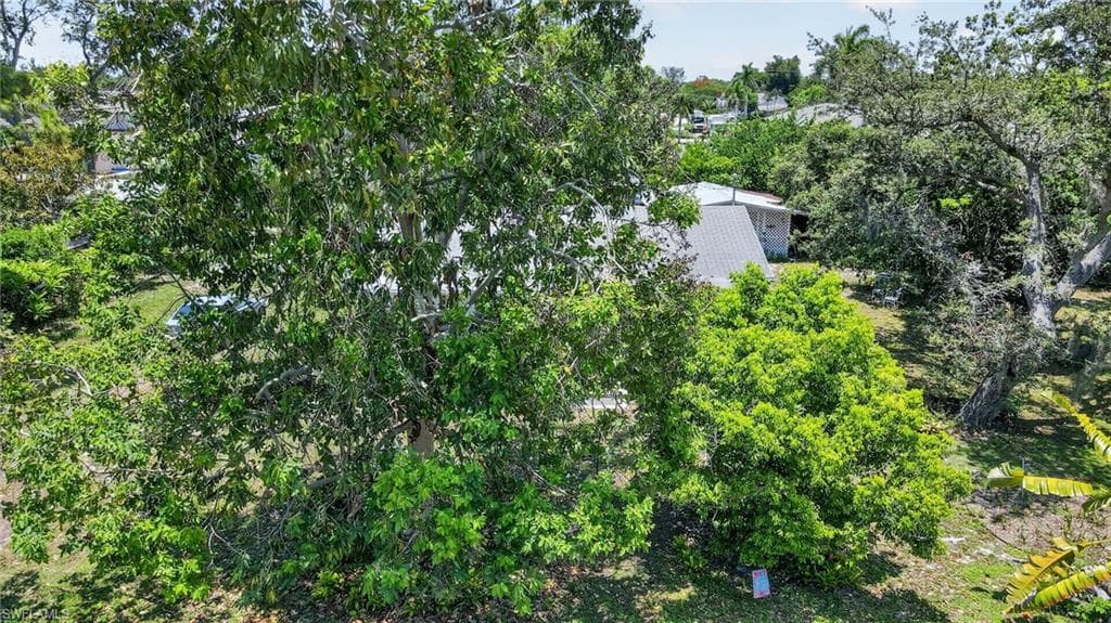 9044 Somerset LN photo 39 of 44