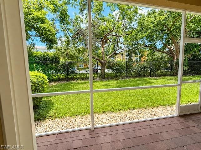 9575 Roundstone CIR photo 7 of 40