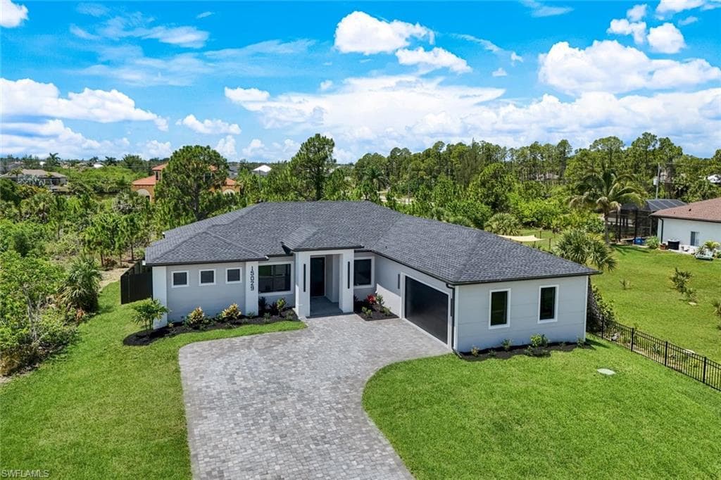 15029 Acorn CIR photo 31 of 38