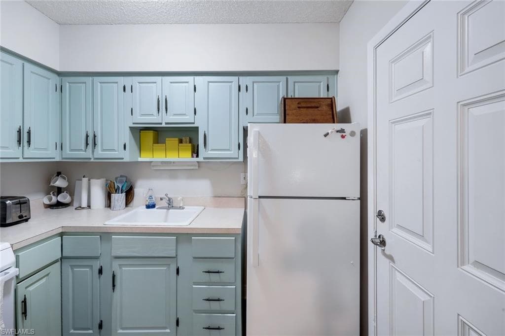 130 Collier BLVD E4 photo 5 of 20