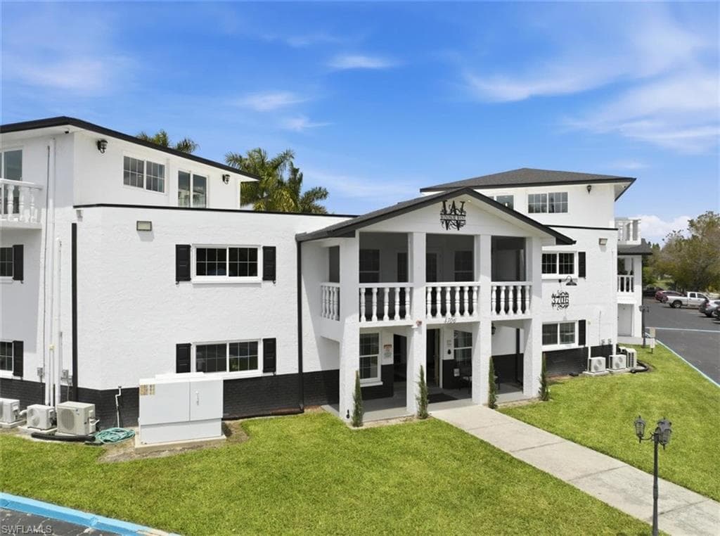 3704 Broadway 316 photo 19 of 21