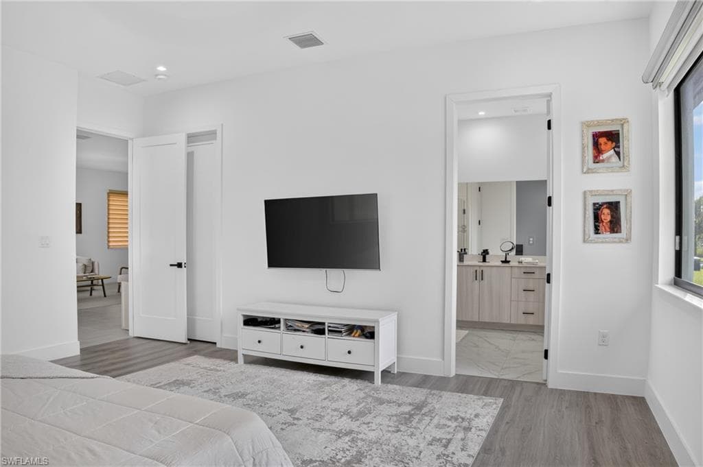 4978 Jovanne ST photo 23 of 47