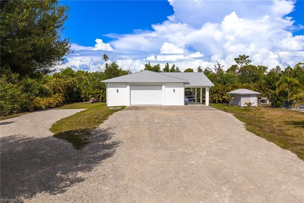8787 Kodiak LN photo 5 of 50
