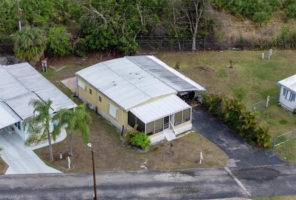 265 Fireball LN photo 9 of 37