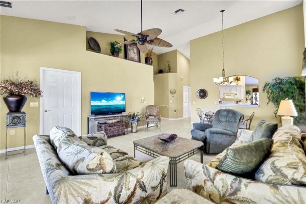 20101 Seagrove ST 705 photo 14 of 35