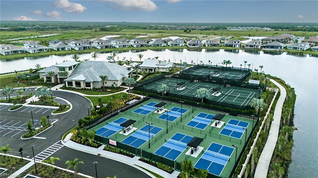 Esplanade by the Islands Community Amenities