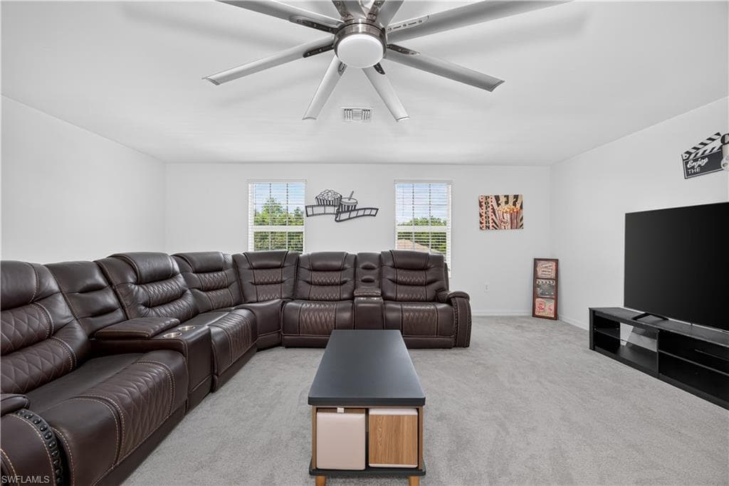 12075 Savanna Lakes BLVD photo 18 of 33