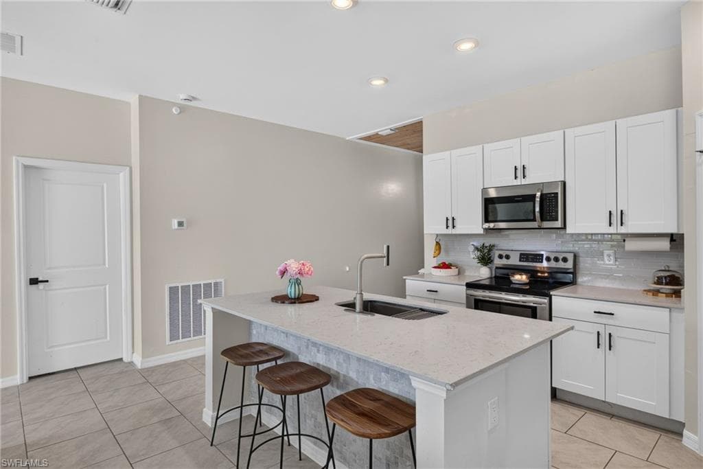4085 San Clemente CT photo 7 of 33