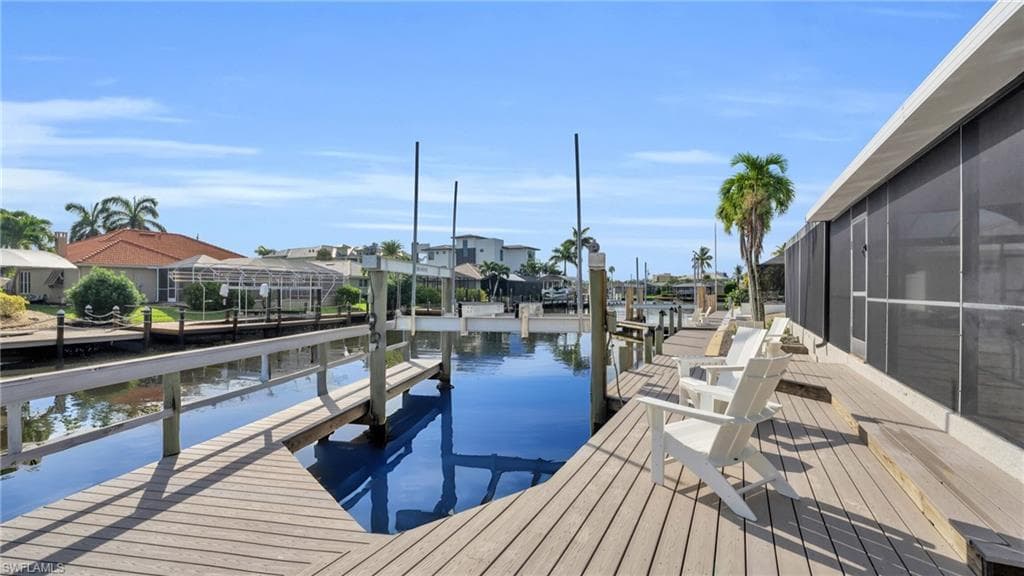 Captains Walk boat dock featuring all new composite material decking for life long low maintenance. Sit and relax while waiting for the boaters to return from the open waters of the Gulf of America!