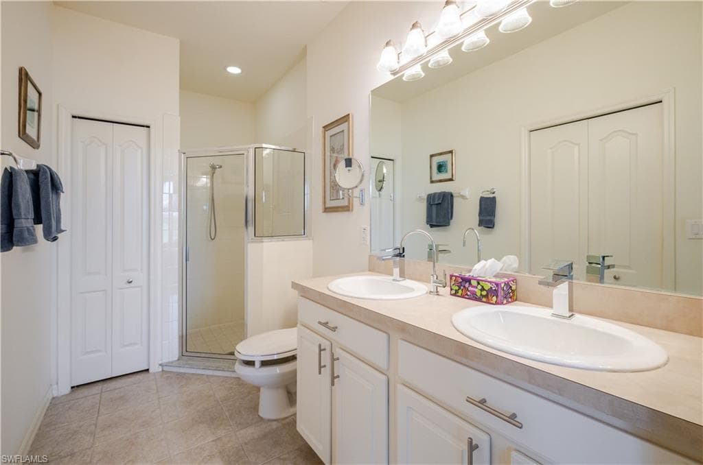 20911 Calle Cristal LN 3 photo 15 of 43