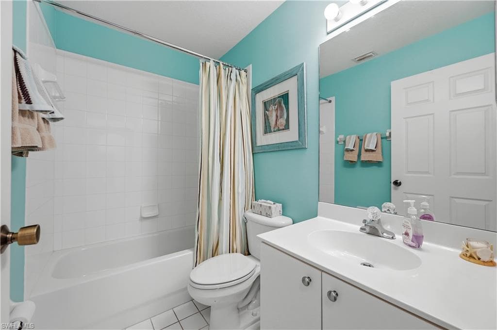 6605 Huntington Lakes CIR 203 photo 20 of 20