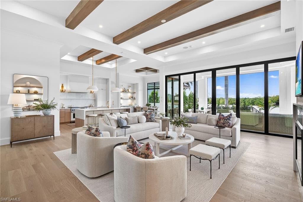 720 Hull CT photo 5 of 50