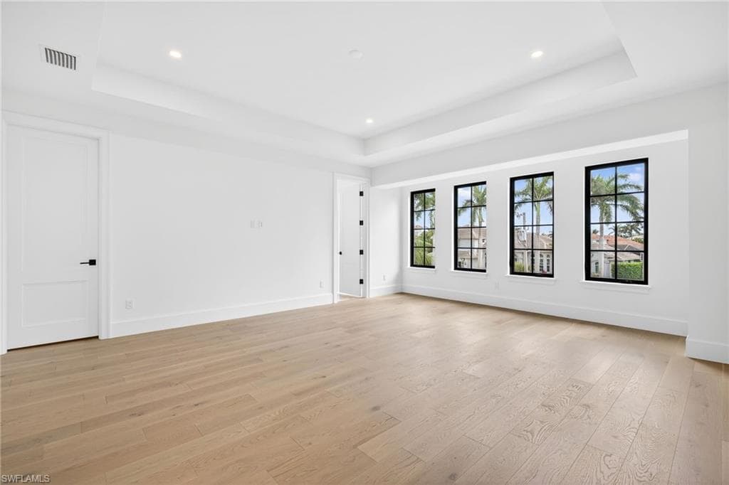 720 Hull CT photo 18 of 50