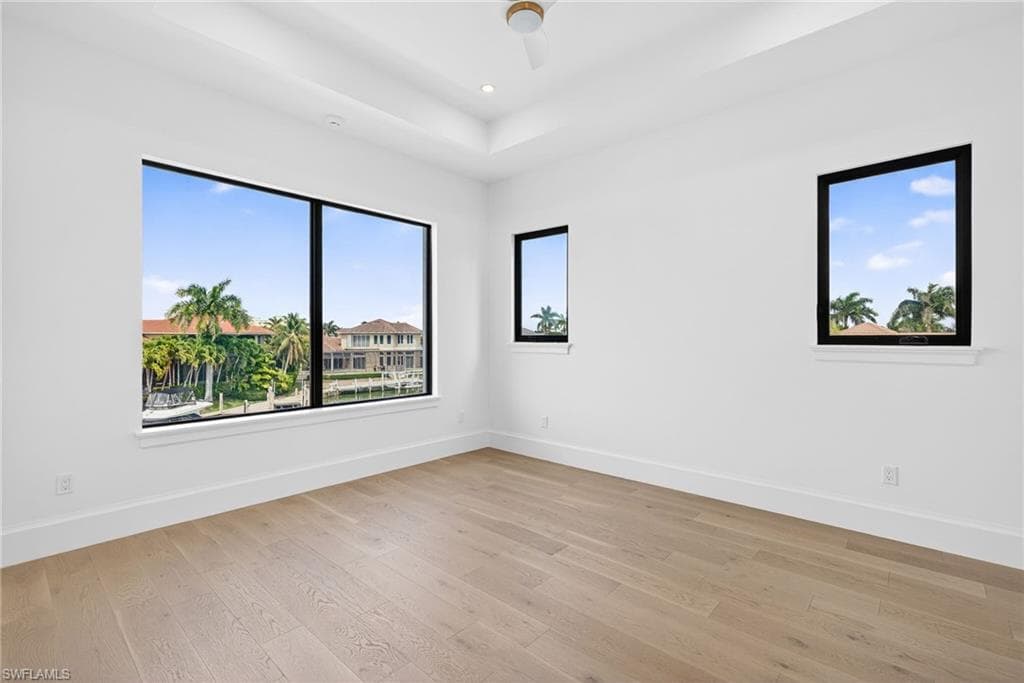 720 Hull CT photo 19 of 50