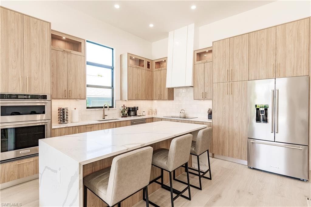 Breakfast bar