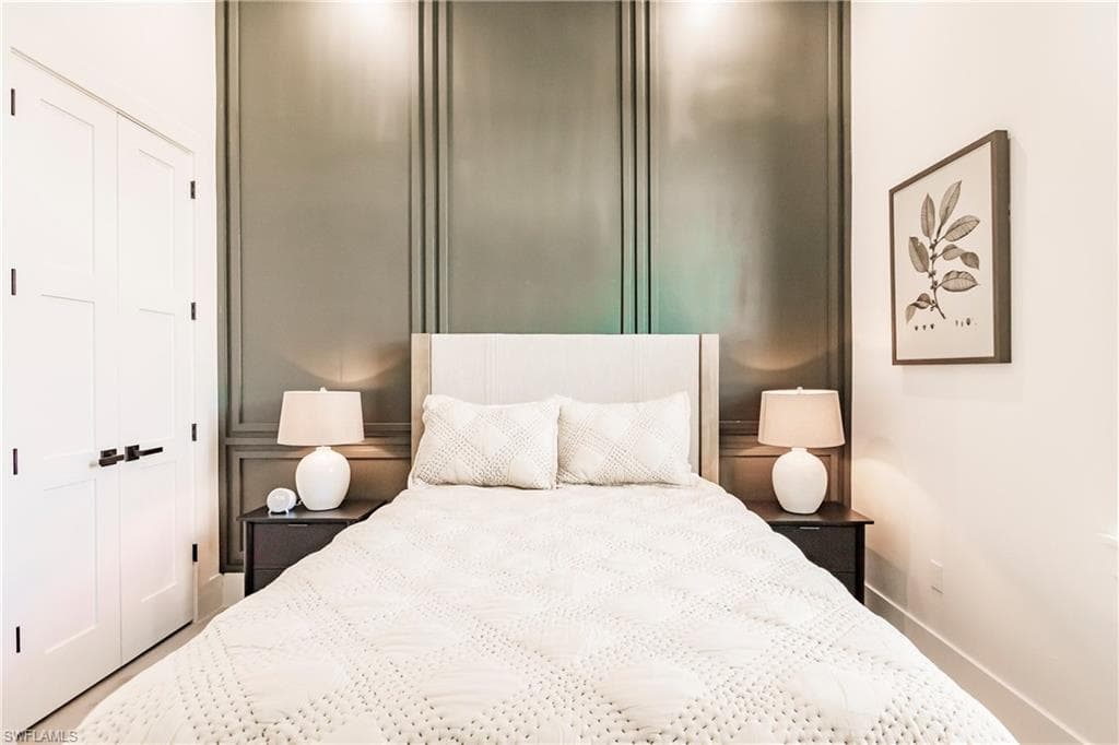 Guest bedroom
