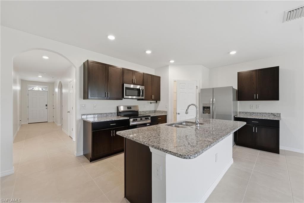 Large kitchen with Pantry