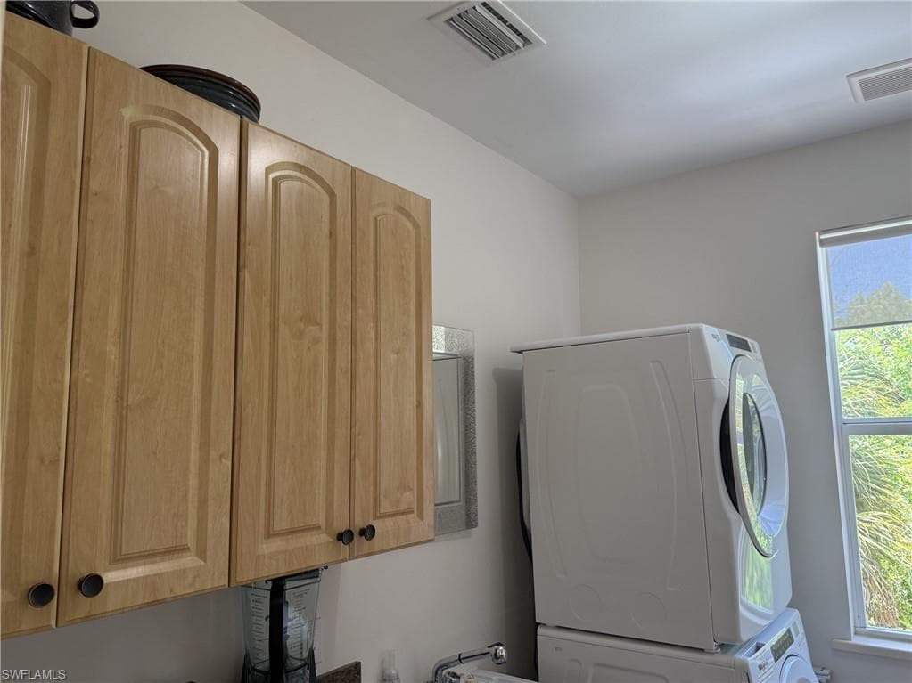 Half Bathroom, Office Aea, Cabinetry, Wash Sink, Laundry