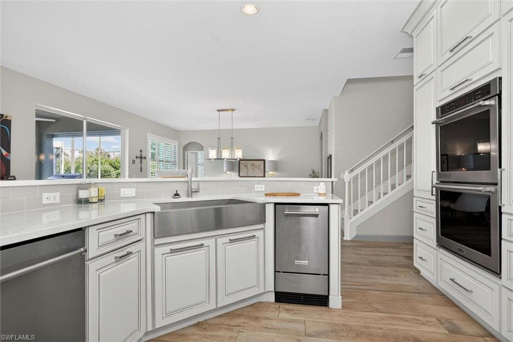 14017 Clear Water LN photo 8 of 49
