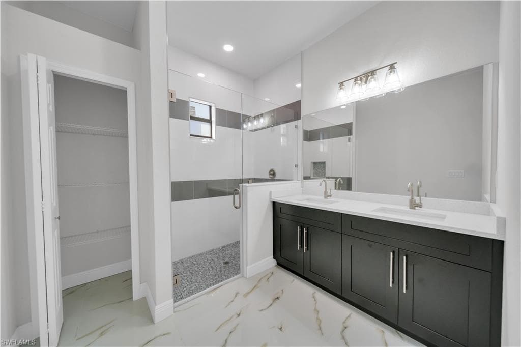 431 Pinafore AVE photo 12 of 26