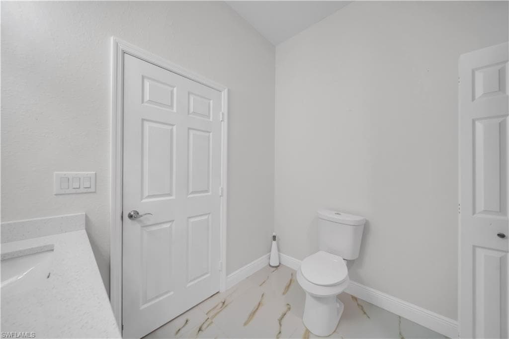 431 Pinafore AVE photo 18 of 26