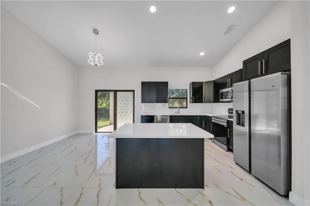 431 Pinafore AVE photo 8 of 26