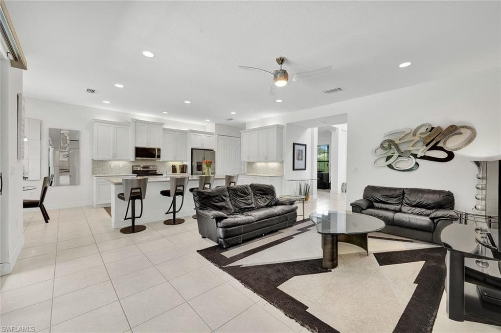 13750 Callisto AVE photo 12 of 48