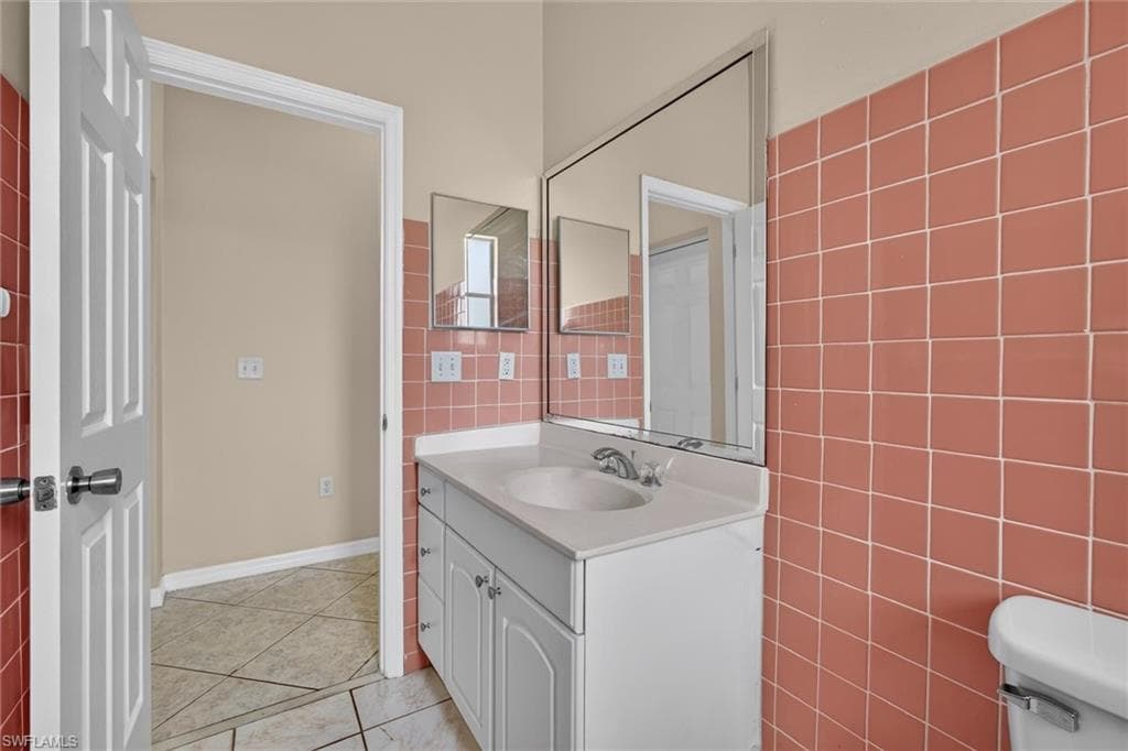 8044 San Carlos BLVD photo 32 of 49