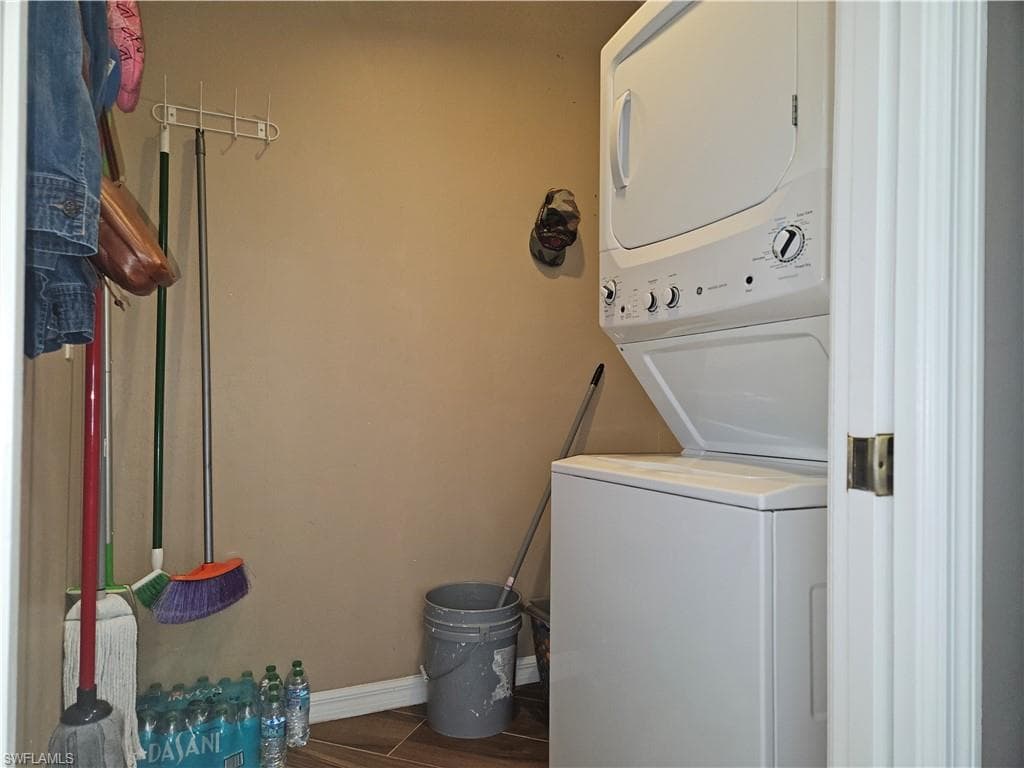 18300 Plumbago CT photo 17 of 32